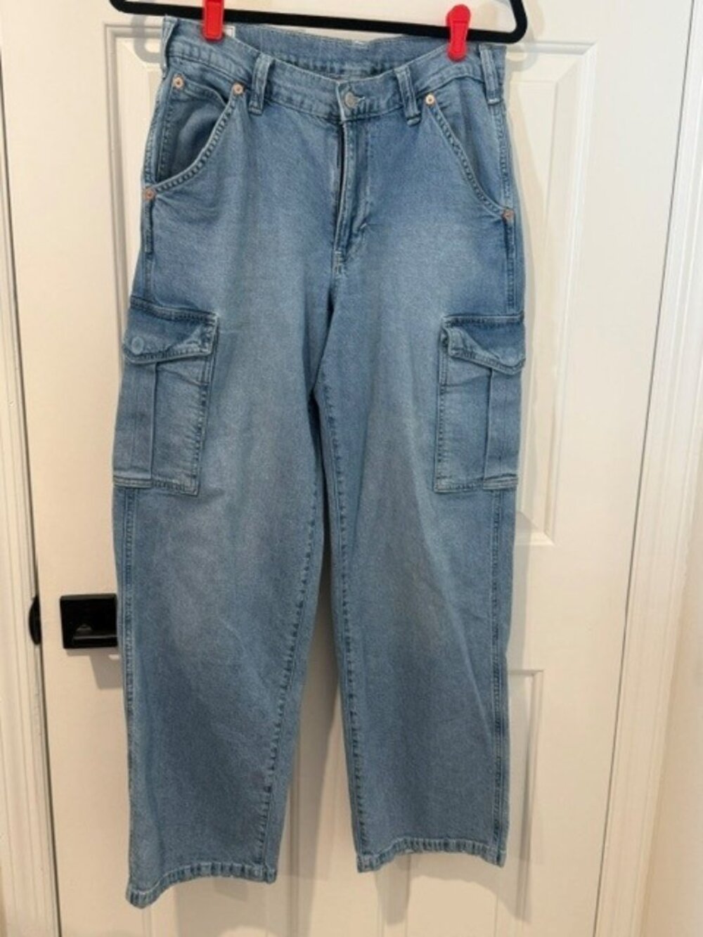 GAP 90's Loose Mid Rise Cargo Jeans - Size 27